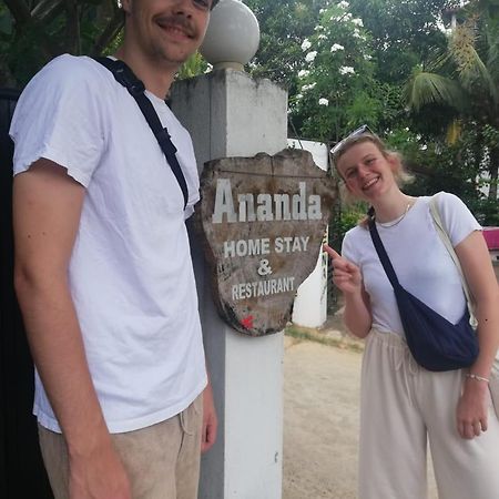 Ananda Home Stay And Restaurant Тангале Екстериор снимка