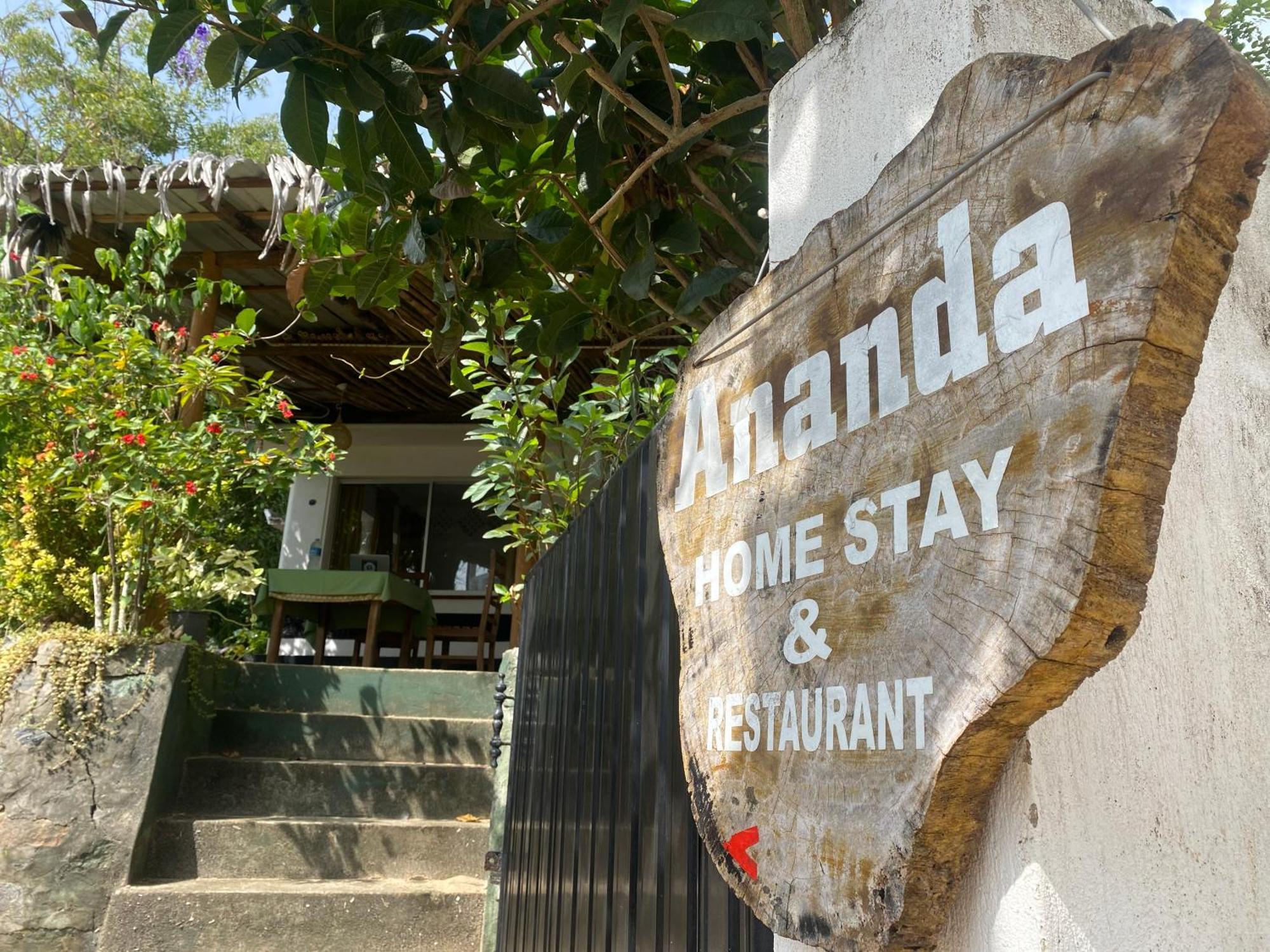 Ananda Home Stay And Restaurant Тангале Екстериор снимка